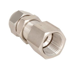 Female Bulkhead Connector NPT to Metric Tube 7020000063